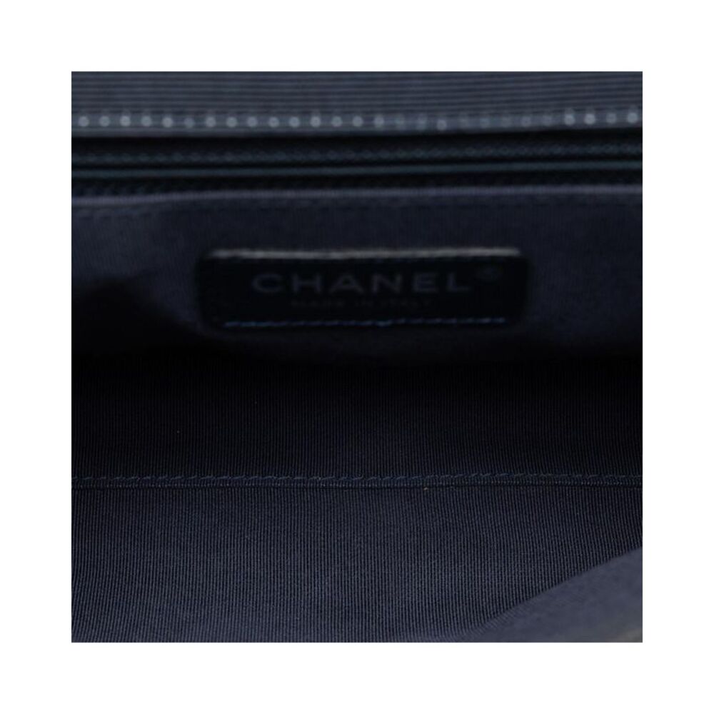 Pre Loved Chanel  19 Flap Bag in Blue Aged Calfskin Leather - Picture 5 of 8